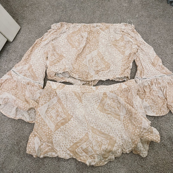 Surf Gypsy- Brown and White Matching Set - Picture 3 of 5